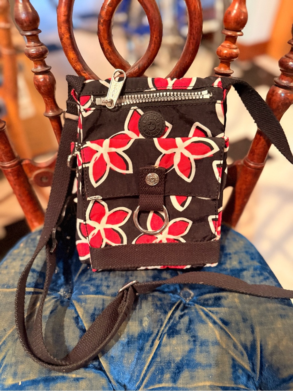 Floral Crossbody Shoulder Bag - Black & Red
